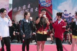 开云娱乐 -包含嵩山猛虎队爆冷塞北猛虎队，摩托车赛友谊赛上演耐力碾压对手！门前嗅觉决定胜负的词条